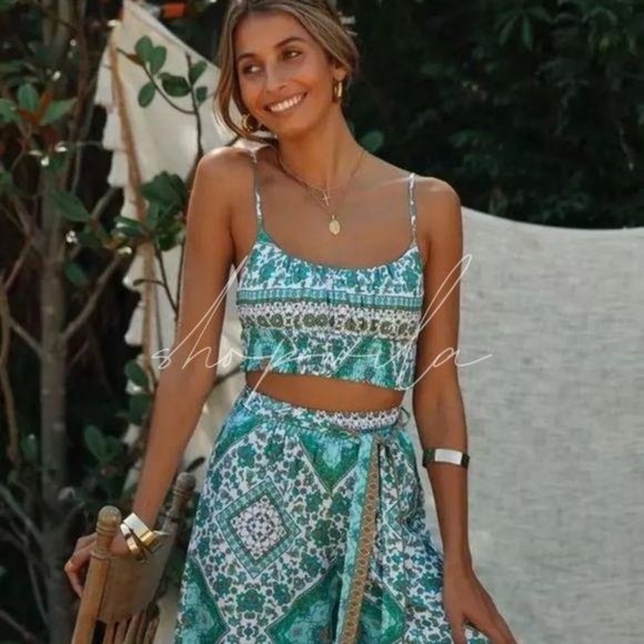 Bohemian Gypsy Print Crop Top Wide Leg Pants Set - Picture 4 of 4